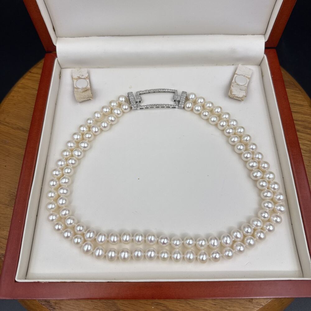 Vtg Freshwater 2 Strand Choker Short Pearl Necklace Pendant Clasp Closure W/ Box